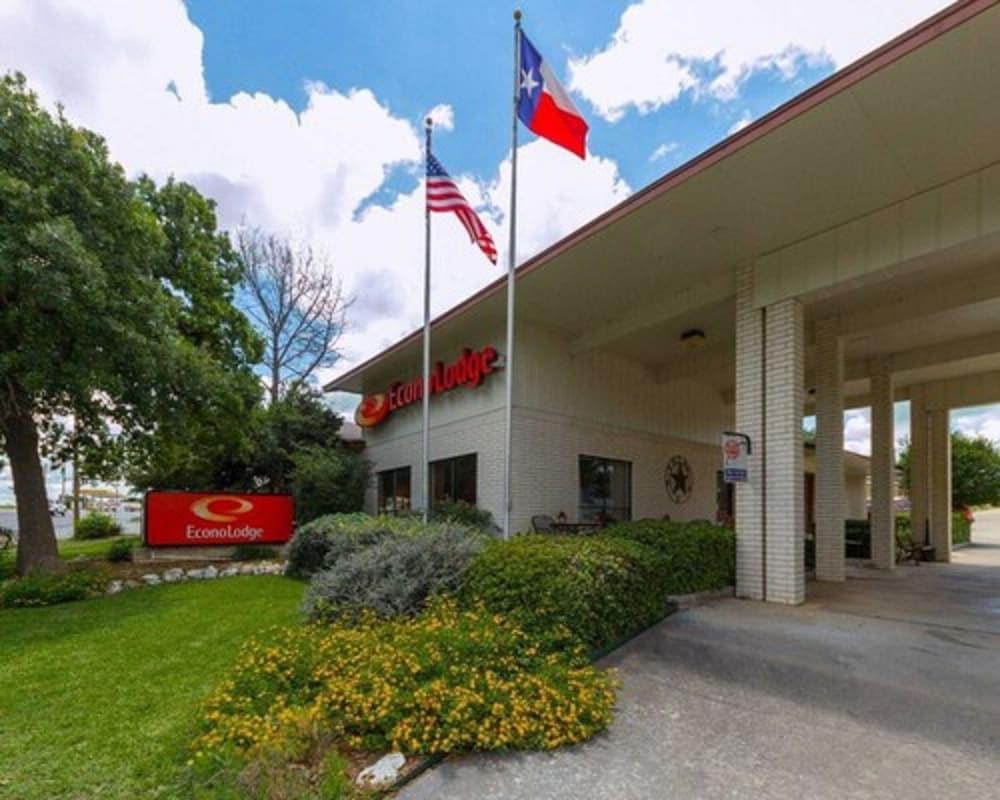 Econo Lodge Fredericksburg Exterior photo